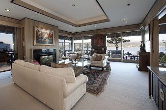 Living Room :: 95 West Shore Road