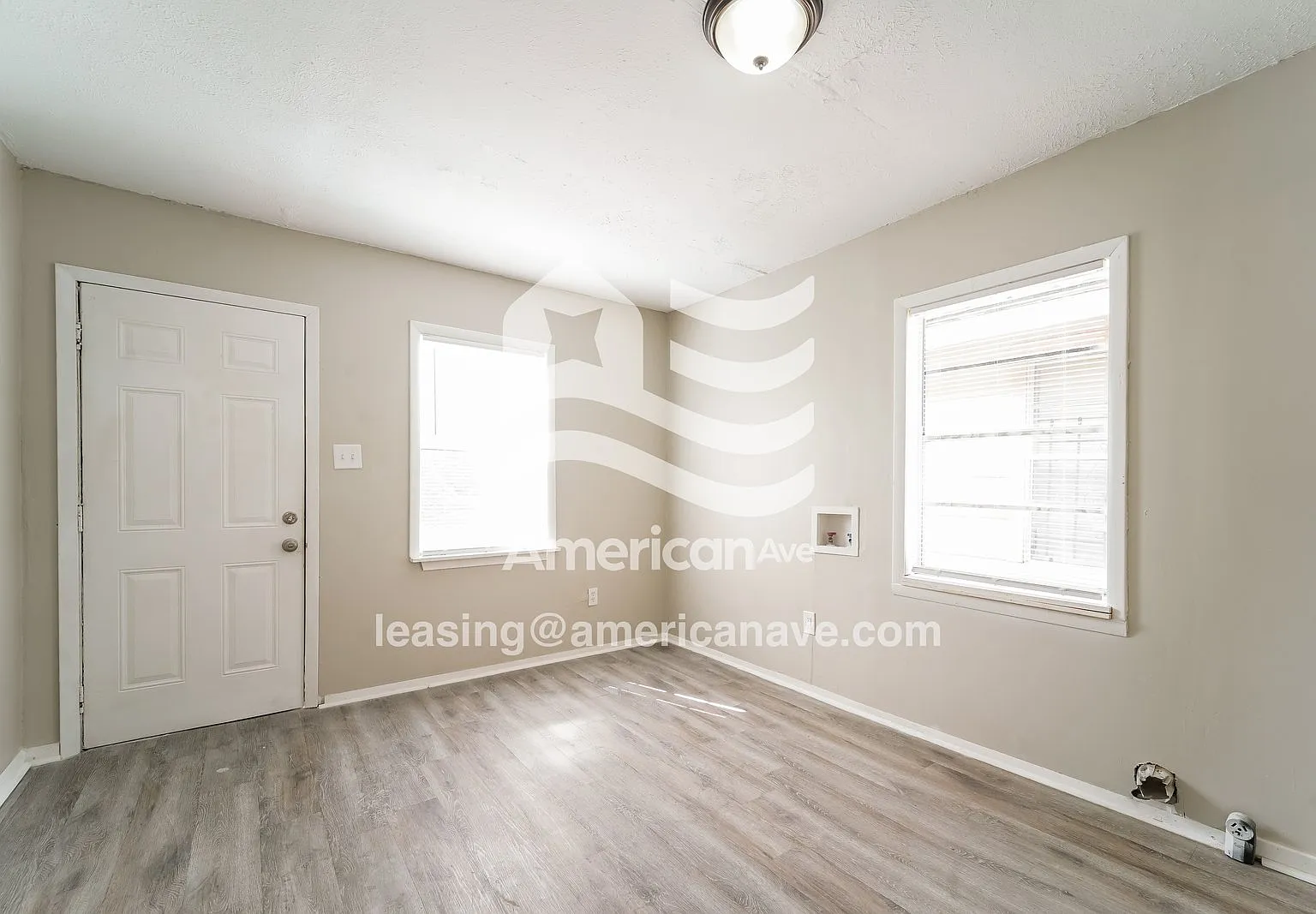 3 bed, 1.0 bath, 901 sqft, $1,025 — Photo 4