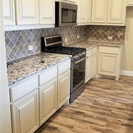 3rd image of 3712 White Summit Ln