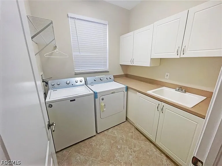 10257 Silver Palm Dr — Photo 19