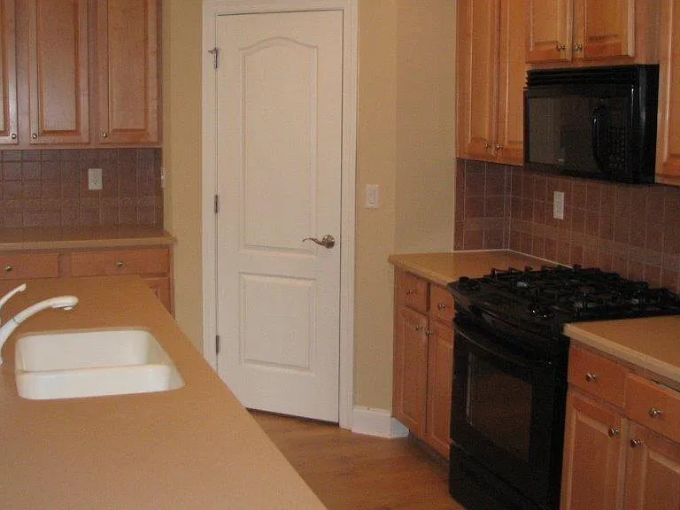 2658 Gadsen Walk — Photo 12