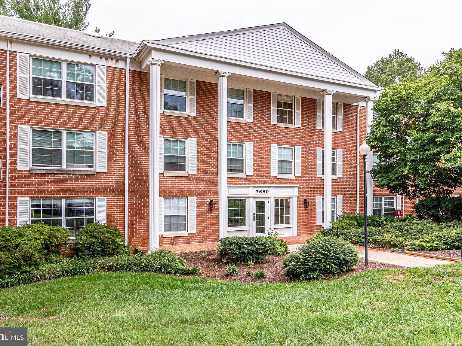 7680 Tremayne Pl #305, Mclean, VA 22102, MLS# VAFX2157942