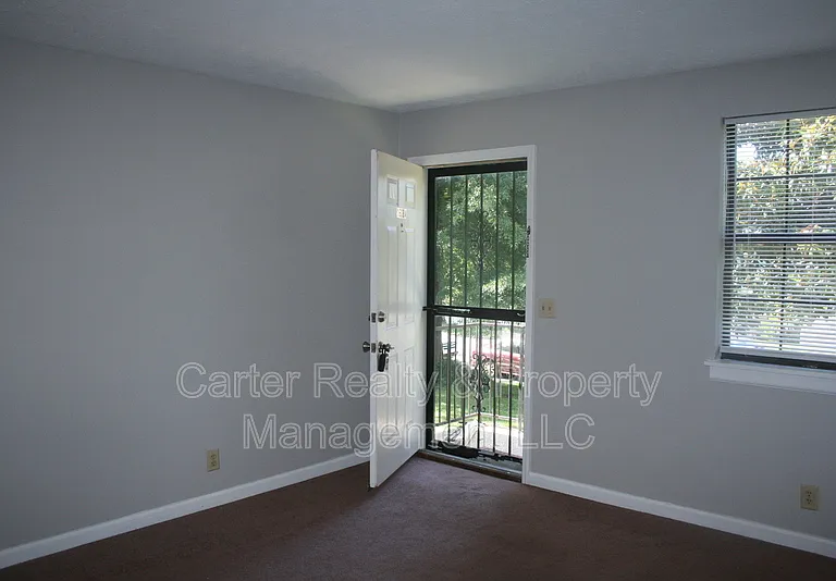 1608 Forrest Ave #A — Photo 7