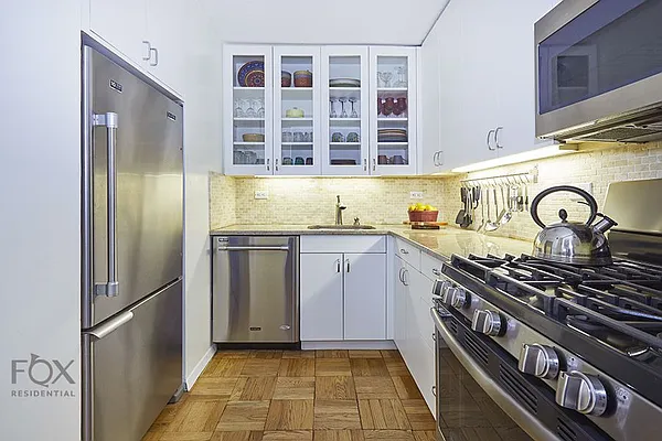 Sold by Fox Residential Group | media 10