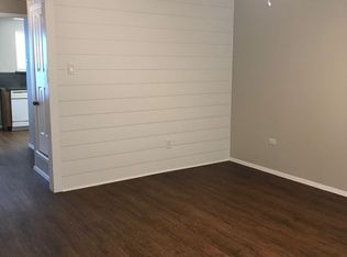 1503 N Nolan River Rd #C, Cleburne, TX 76033