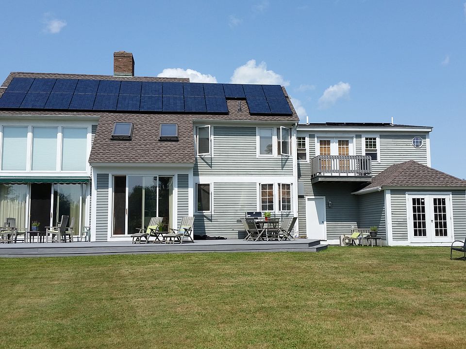 2nd image of 95 Wyndham Hill Rd