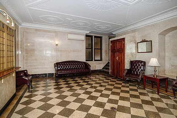 Rented by Rita S Citrin, LREB | media 8