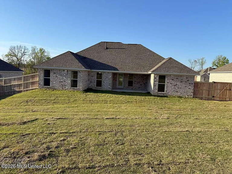 571 Patrick Farms Dr — Photo 52