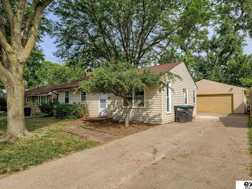 1st image of 7622 Sherman Dr
