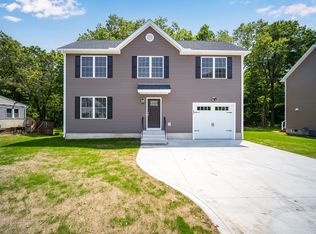 37 Jennings St, Springfield, MA 01119