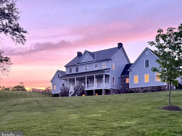 15718 Old Waterford Rd, Paeonian Springs, VA 20129