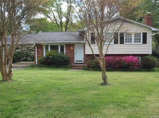 5924 Charing Pl, Charlotte, NC 28211
