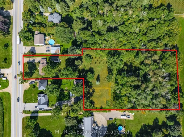 120 Wellington Dr #7, Centre Wellington, ON N0B 1S0