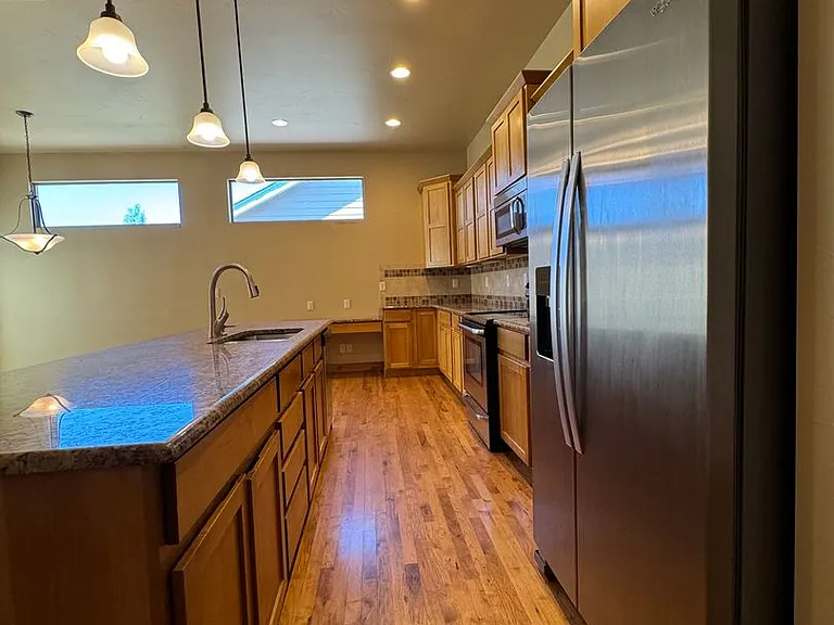 5470 Wishing Well Dr — Photo 32