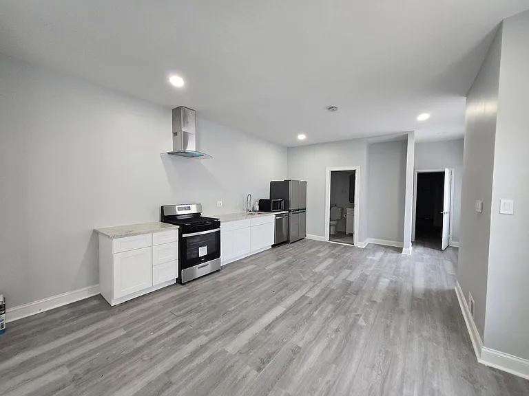 3570 Salmon St #MAIN — Photo 8