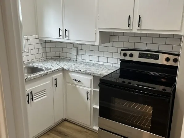 4012 W Bancroft St, Ottawa Hills, OH 43606