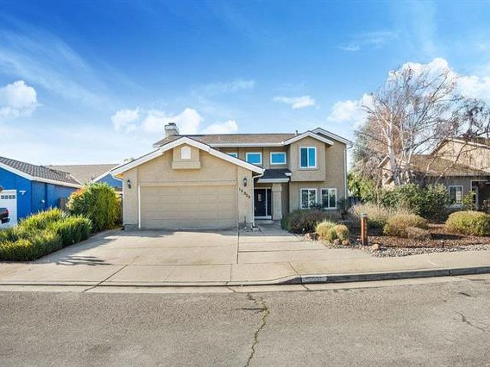 1st image of 15905 El Pajaro Ct