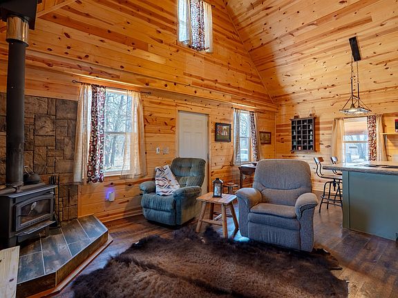 5th image of 3115 Green Ridge Dr