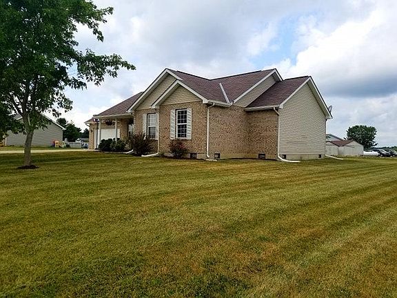 2nd image of 8123 Striper Ln