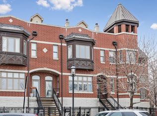 1802 S Calumet Ave, Chicago, IL 60616