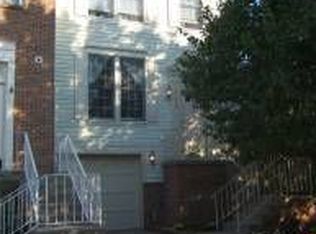 21970 Greentree Ter, Sterling, VA 20164