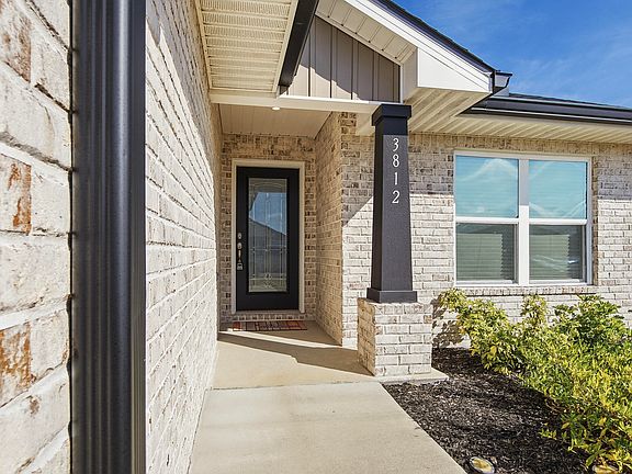 2nd image of 3812 Redbud Way