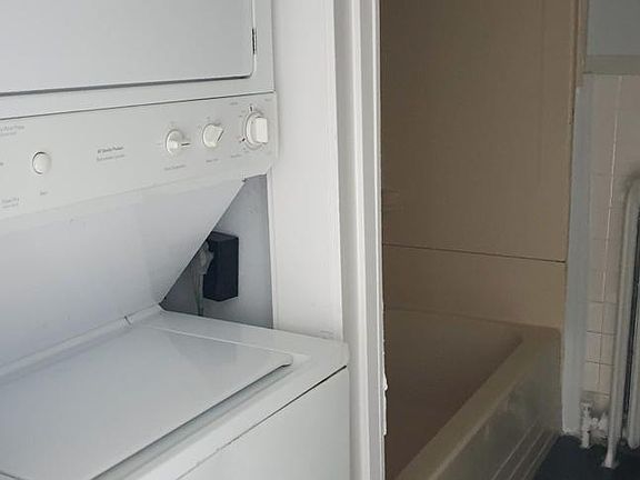 5th image of 1347 Sellers St APT 1