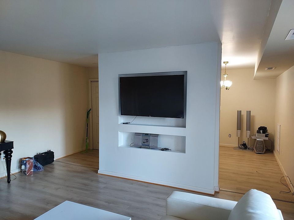 2nd image of 5544 Karen Elaine Dr APT 1522