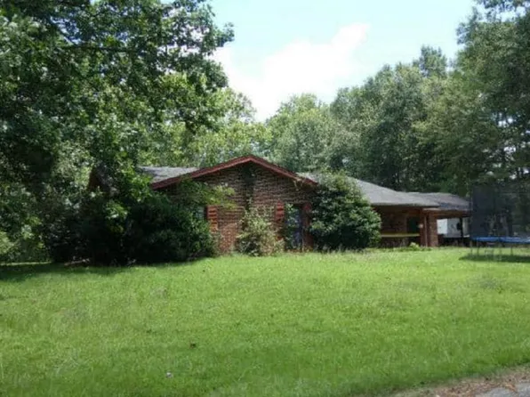 49 Orchard Dr, Tallassee, AL 36078