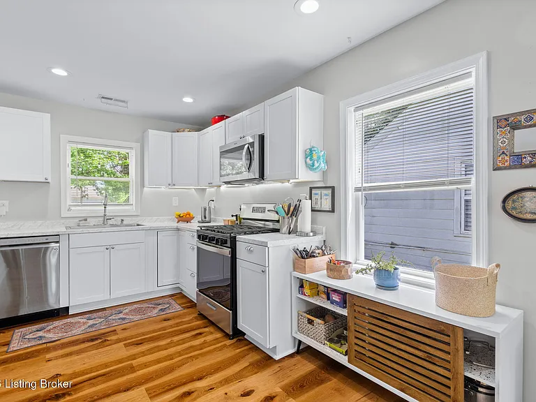 4207 S 1st St — Photo 5