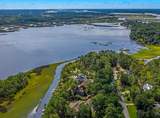 4350 Lady Banks Ln, Ravenel, SC 29470