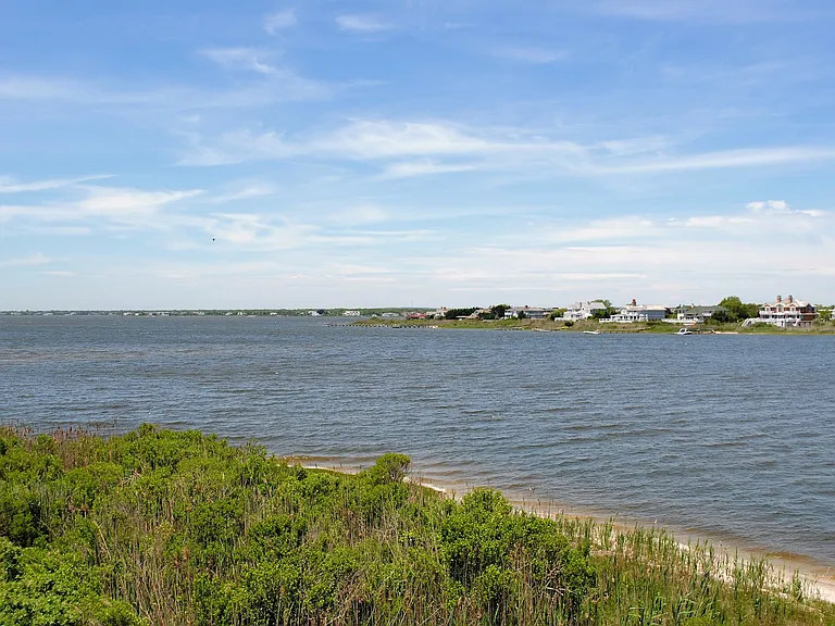 250 Dune Rd #116 — Photo 14