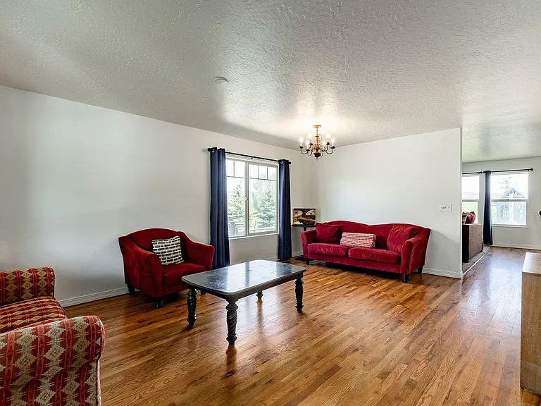 971 Mountain Willow Ln — Photo 10