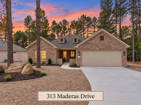313 Maderas Dr, Hot Springs Village, AR 71909