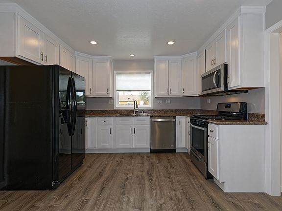 3rd image of 145 Tenant Ave #C