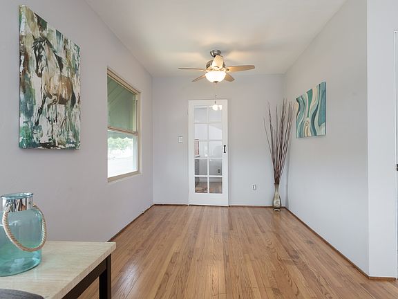 3rd image of 4052 Myrtle Ave