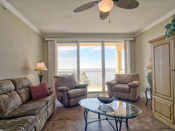 2nd image of 4050 Indigo Dr