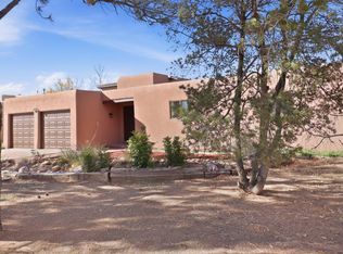 2575 Calle Delfino, Santa Fe, NM 87505