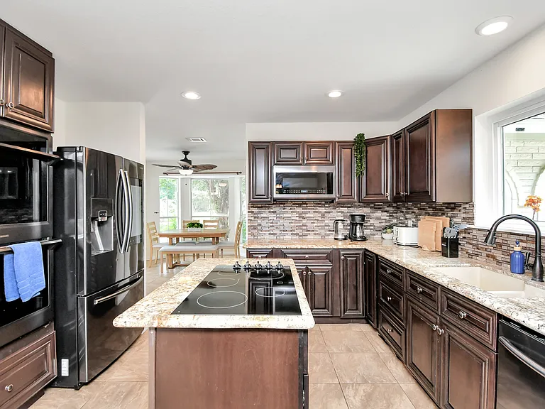 16811 Waycreek Rd — Photo 53