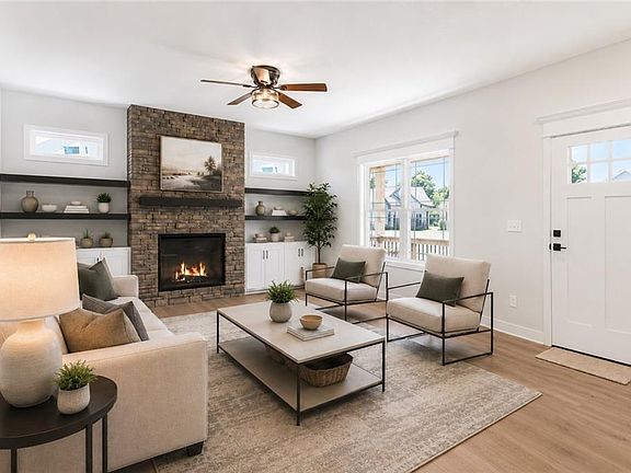 4th image of 2021 Riverstone Dr