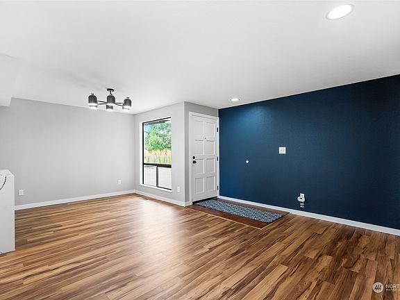 5th image of 1420 N Street NE