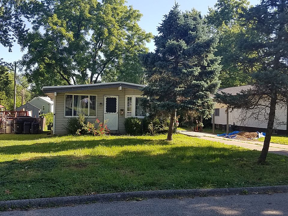 1st image of 10011 Charjean Dr