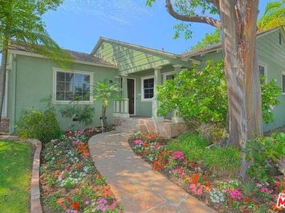 7615 Kentwood Ave, Los Angeles, CA, 90045