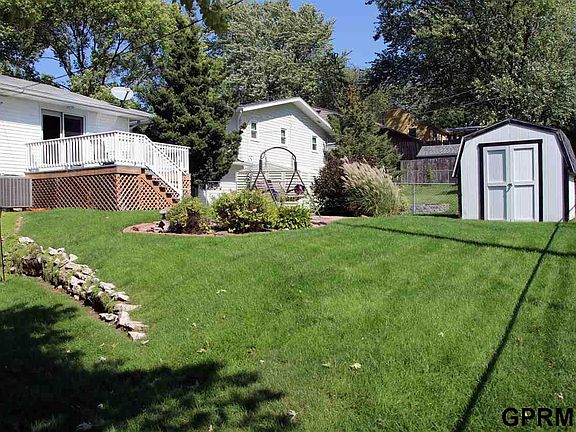 3rd image of 1319 Englewood Dr
