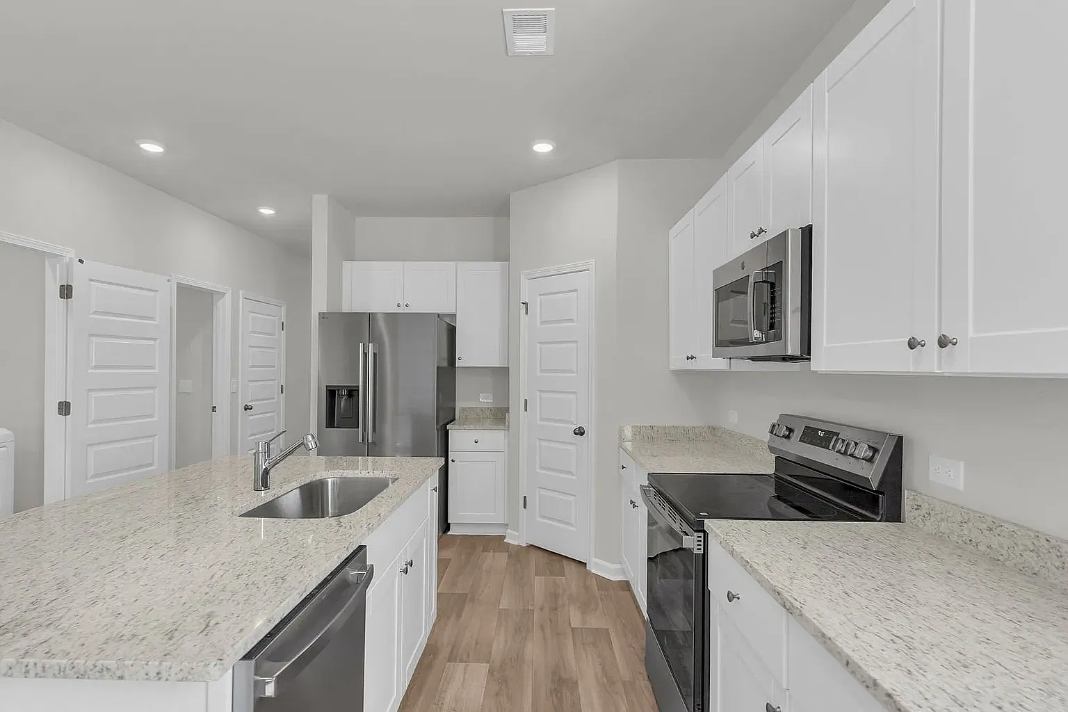 1796 Hunting Harris Ct SW — Photo 4