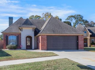 211 Annabelle Ln, Lafayette, LA 70508