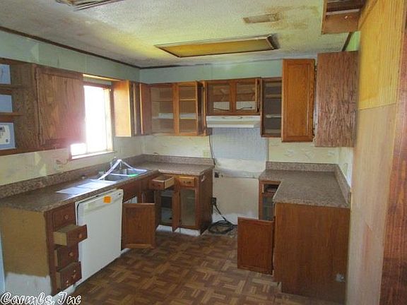 4th image of 3910 Lena Ln