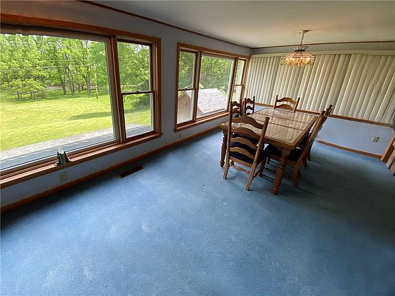 5th image of 17424 Jordan Dr