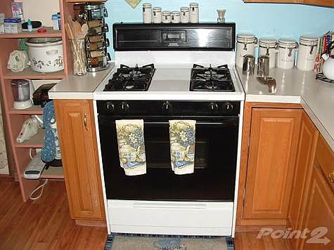 FRIGIDAIRE RANGE