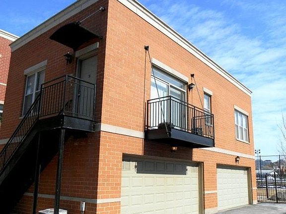 Private Balcony!